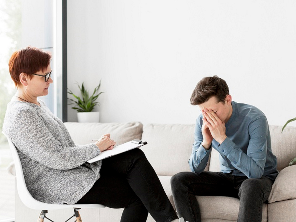 Terapia indywidualna czy grupowa - co wybrać?